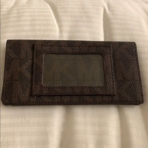 Michael Kors Checkbook cover